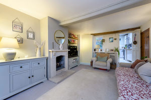 Sitting Room- click for photo gallery